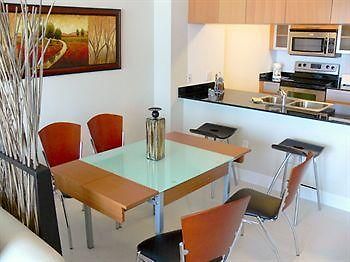 Opera Suites And Marina Doral Luaran gambar